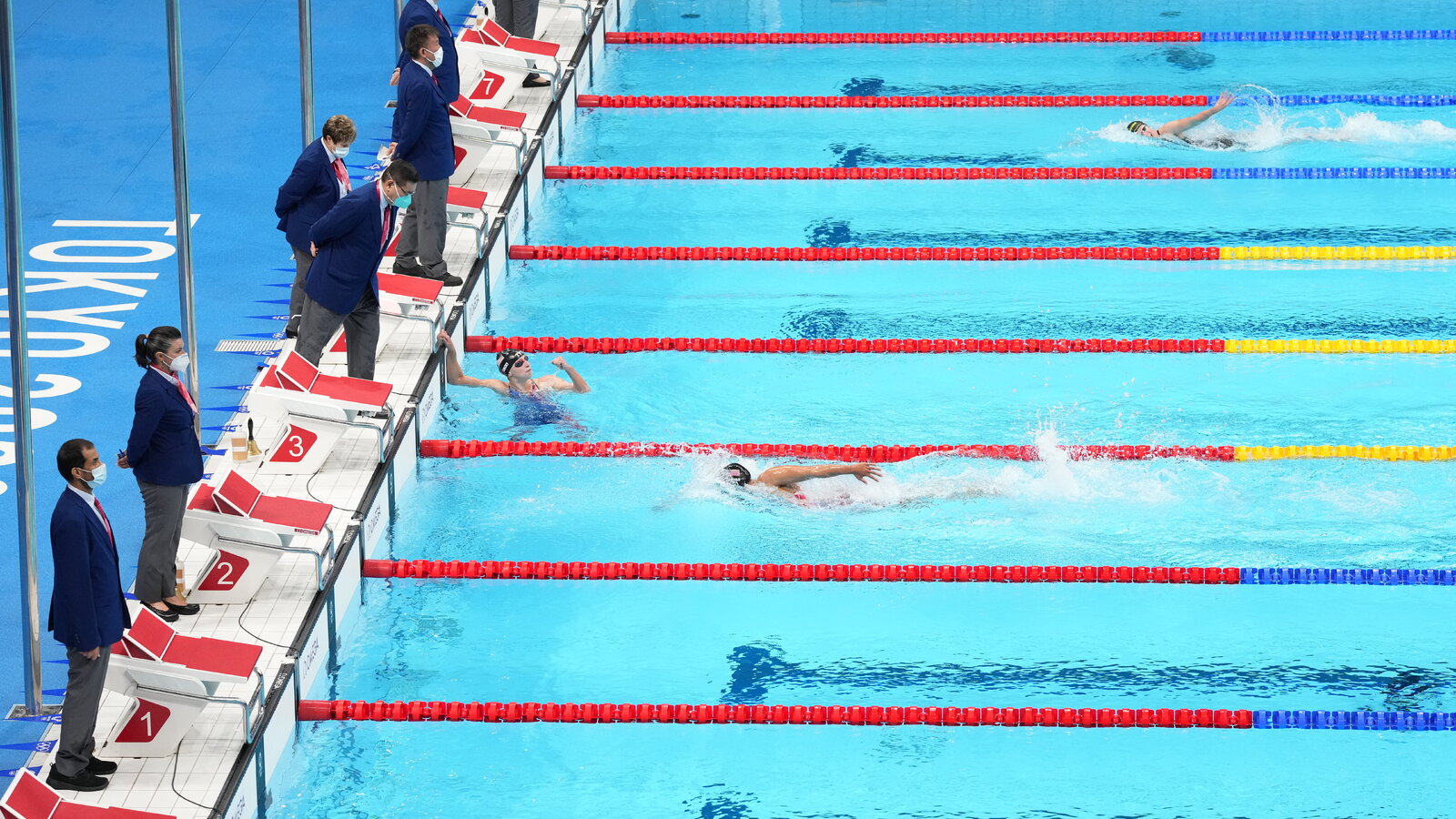 حمام سباحة اوليمبي